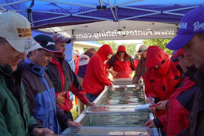 455D373F-4BE8-41D2-8882-E1BDDA98F49A