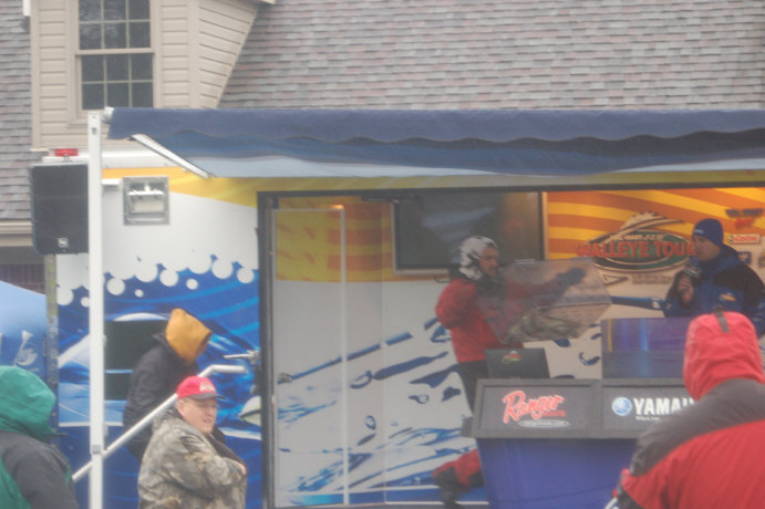 45E084C7-A4CB-42C3-9FAA-A1FF55BF0246