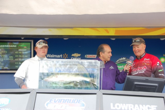 45F9F600-FE16-4596-9FBF-B38A7AA16D09