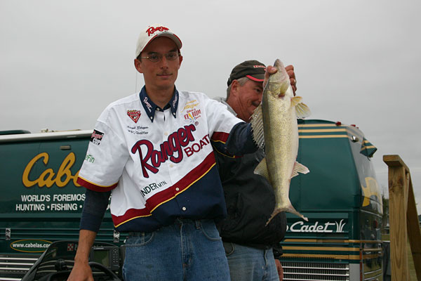 46649414-6BC9-4885-BC83-5EC32D28CE57