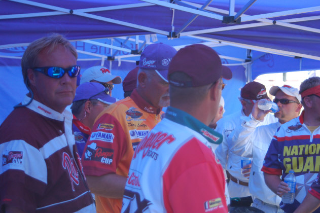 4668C0B9-C45C-4046-8992-97F374B250B3