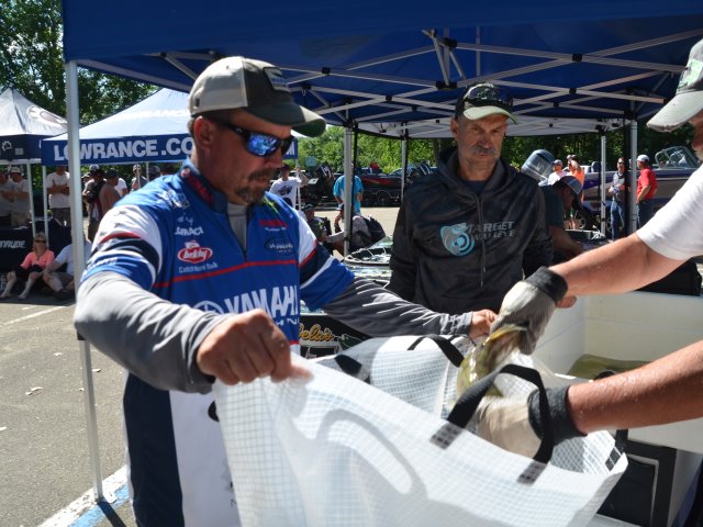 46D22582-ACD7-47ED-ABEC-DBC53CA3298A