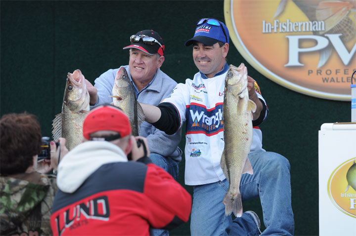 46D8B1E3-2916-4D56-8B8D-DCCD93421F1A