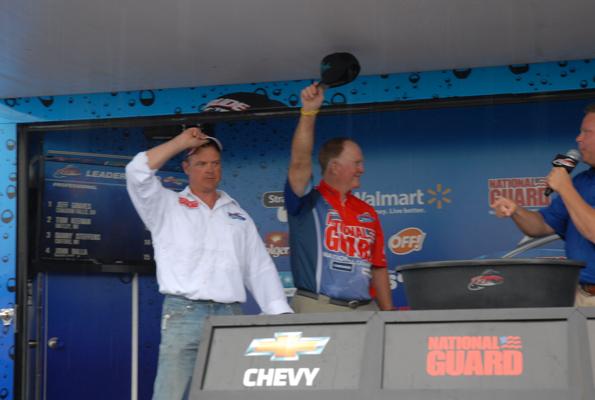 46E5D925-9F06-4F85-BB96-4A31D4D77F8B