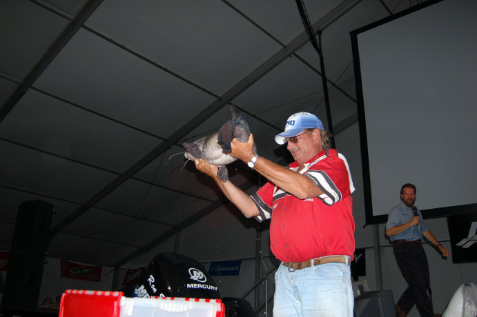 481AB6EE-143C-41F9-85D4-3FAD60155213