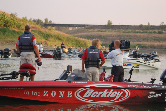 48530882-A069-49F0-852B-719206015960