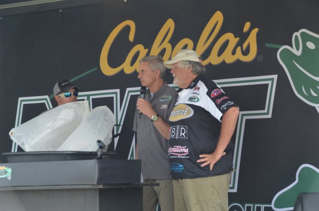 48653B5B-C3CC-487C-8C7C-CED8481D6011