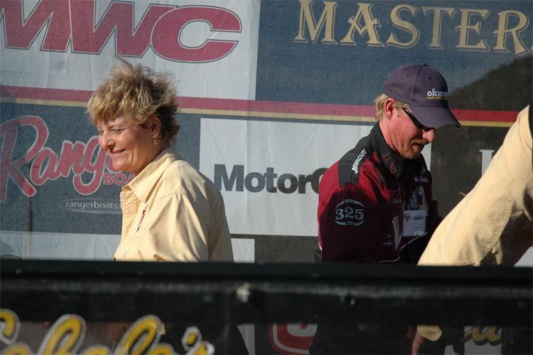 486776FE-F791-44CA-8C3B-020AA1B30FA9