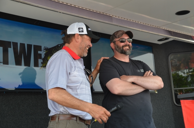 48ACFE2C-DA08-4435-B252-FF3642168822