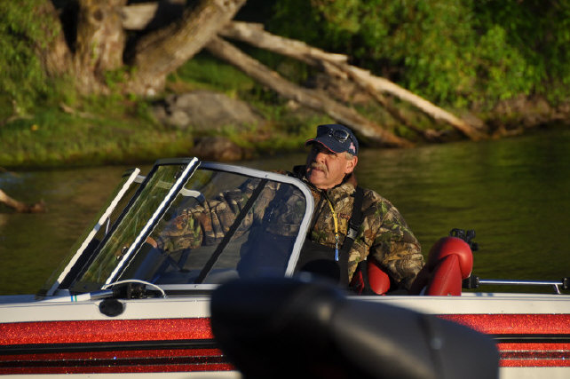 48C023F4-4DC2-4478-BF90-3B53B14BB019