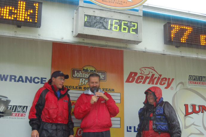 48FB7511-E091-4F2C-8C64-06C477CBCE09