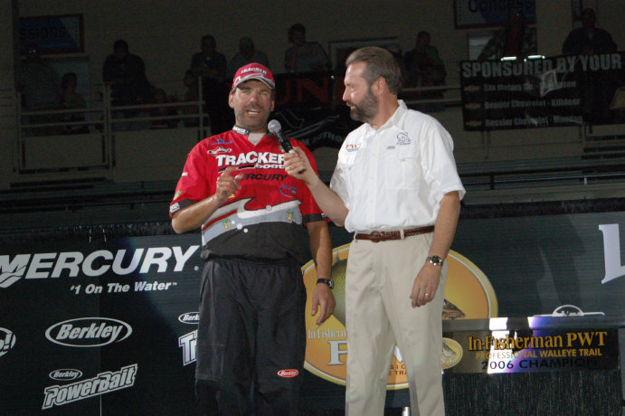 4924F16B-6A1D-4210-A175-E01310BAE495