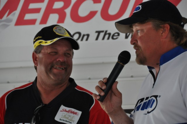 49AF00FE-1E78-45B8-A781-477DB473A0E5