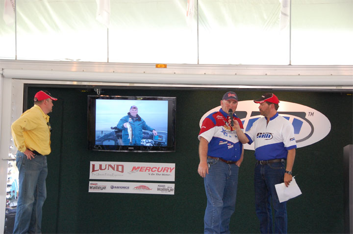 49C4A798-7063-4D97-87EB-7FA8D3851D8D