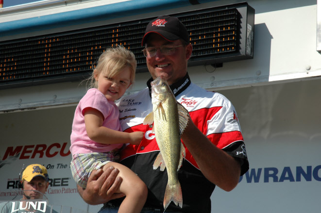 4A4CD1A5-915F-462F-A913-7415783E49C1