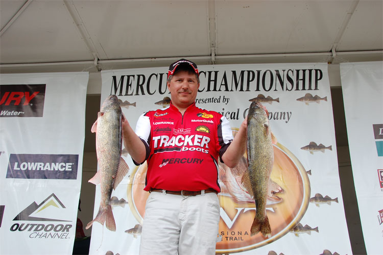 4AA06F3E-8417-42AD-9941-D5235DE19640