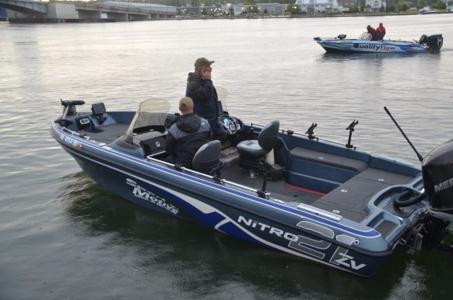 4AB33F49-593C-414E-9431-AC892985DBA6