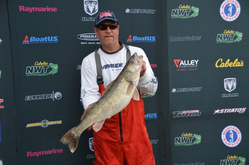 4AB51130-0AA1-4569-9CF4-7EF14E34BCFF