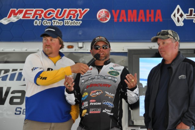 4AB6BAD2-C647-4F4B-B782-BDEFD98BEAF7