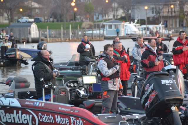 4AC1AE84-4245-4803-A03A-D011F9F9D80C