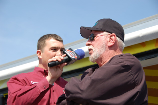 4AD009E6-3F37-4A62-9C87-CDB9BD39AE9F