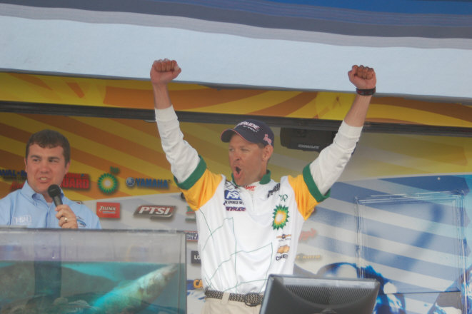 4AFEBB6C-4EE7-4353-9DBD-55EC45B35857