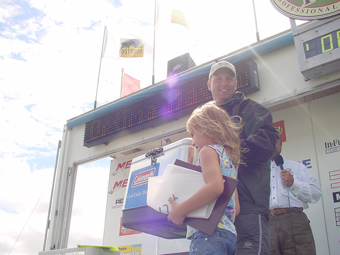 4B07C3ED-BF35-49EC-B90E-2E760D63083C