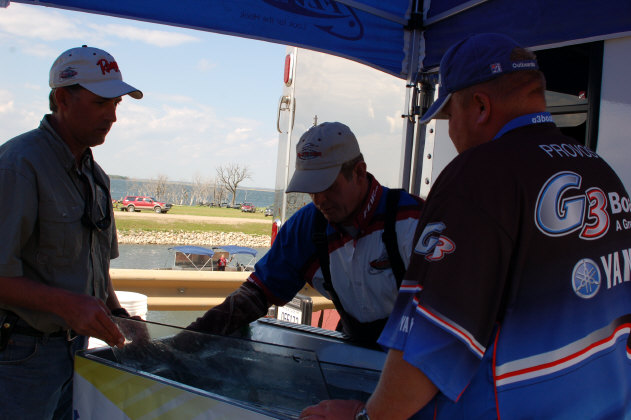 4B1F2EAF-FAB1-4238-BEFF-8DBE5044D57A