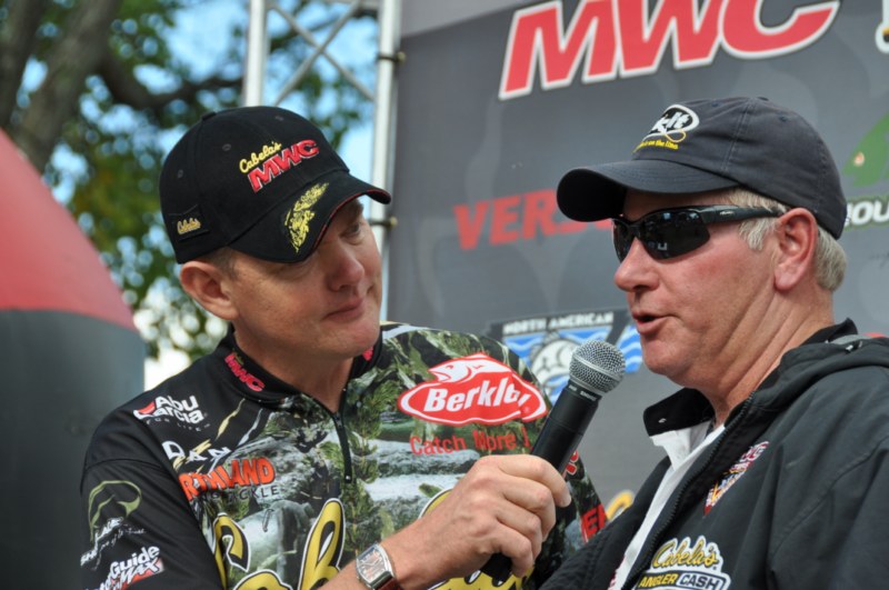 4B2DF79D-2525-44D1-922C-765FB16D3FAB