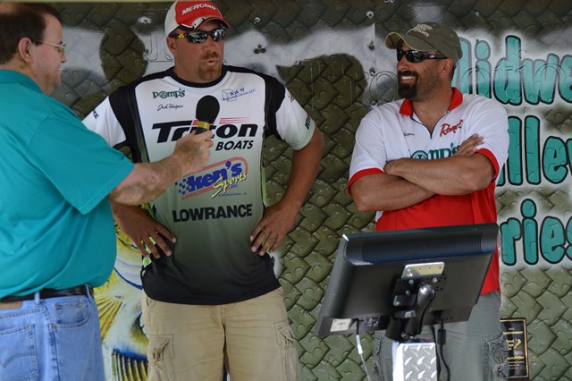 4B536BAA-B205-4400-82F6-AA4BAD11908A