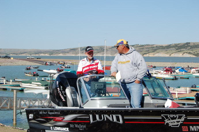 4BBDE43C-AD38-4016-BC6A-0DD5B837BB19