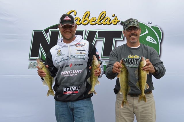 4BDF5E98-2D13-48CD-AEE8-1A96F70F285C