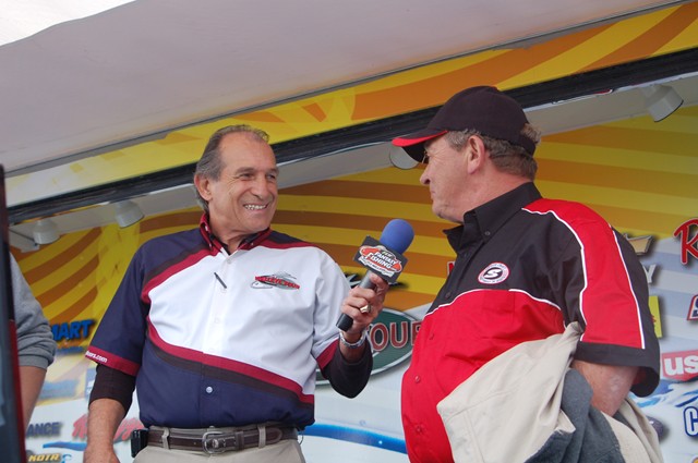 4BE02D99-D3D5-4E49-A179-1A5F879CE751