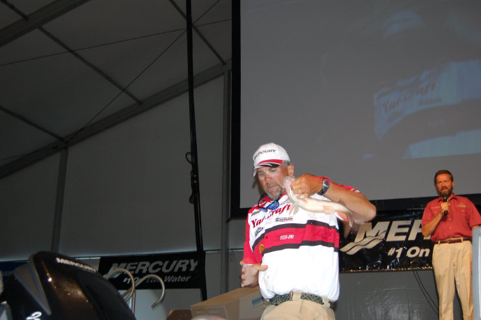 4BE19F99-E165-4487-8CFD-84C66F4B0667