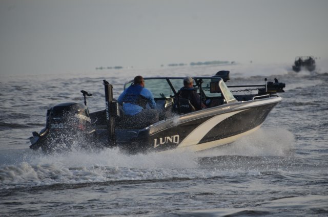 4C1C2507-0049-4F86-89DC-D941B97EE60F