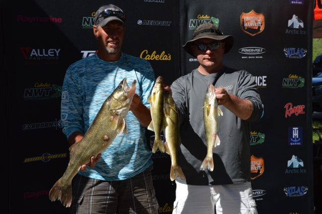 4C2167F9-6B8F-4D84-BF97-0051B3B70099