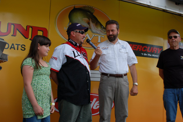 4C5CC55C-F134-44FF-A979-6771EC8C5781