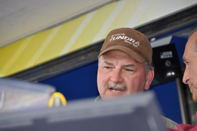 4C61B099-5F51-441B-AAD6-1373F5B21014