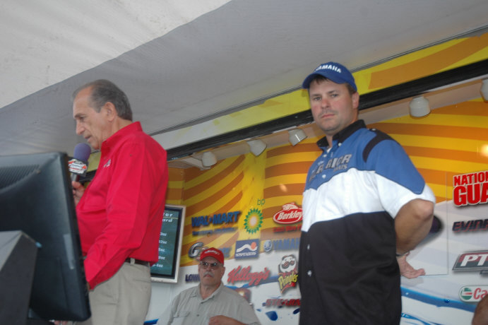 4C69E7B6-7988-478E-B988-A33FD3B83451