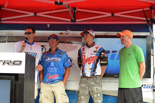 4C87B2D2-B1EB-4E4E-A36A-210A56E24EC7