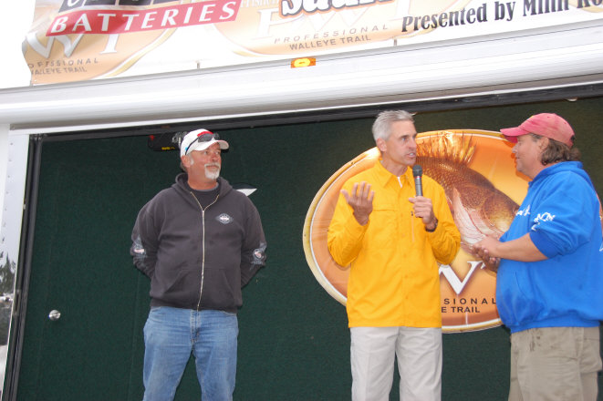 4D276B9F-03D1-4E8A-B55A-9CED249BE47E