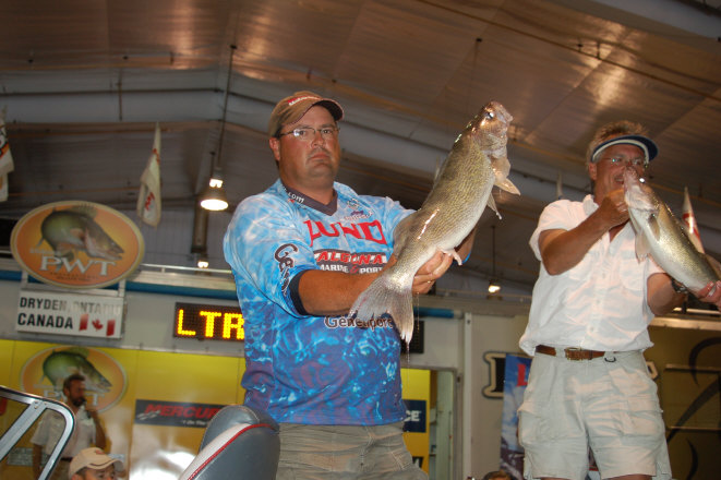 4D40C244-6354-4142-BEC3-9E317B146B85