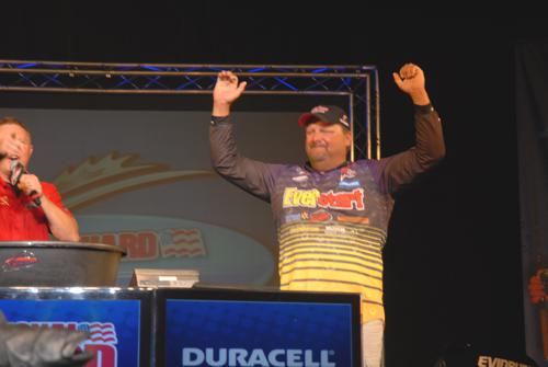 4D7DF8DC-7784-4BB3-B38B-6A59DD115941