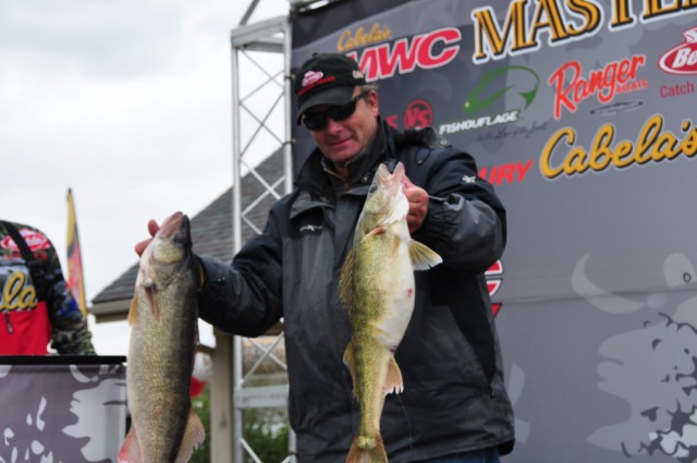 4D8E7003-42BC-4875-B966-54ECF96A4E6D