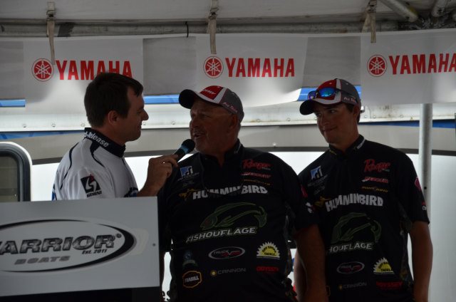 4DA840FD-9A40-41A1-987D-6B6D0371B856