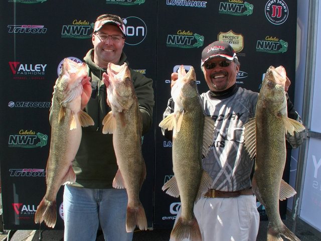 4DC66606-06E0-4327-97BD-515FEE03C10D