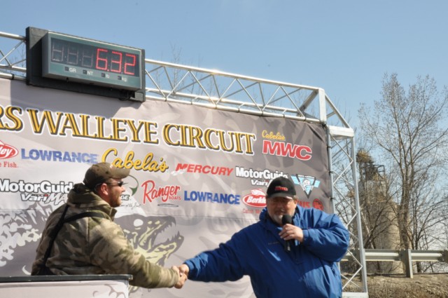 4DC87934-30AE-44B1-9E59-B5D1FCE23D2D