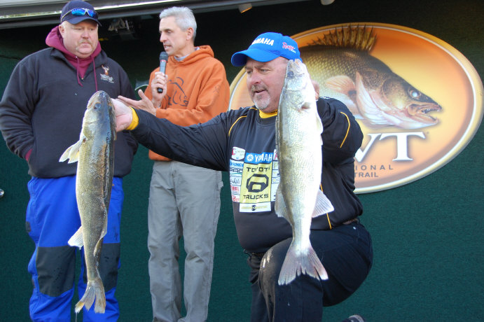 4DD27A7F-7334-46B8-AD6C-F8B3B68C5A27