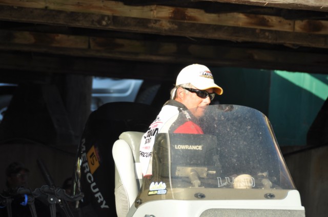 4DD3D4EF-7ED4-45EF-B8E2-FA0CD68D28BC