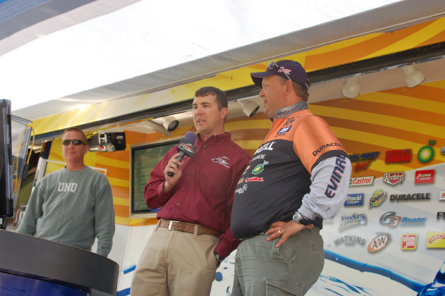 4DEBCCCA-F1C3-4CB1-B23D-1E5576075DED